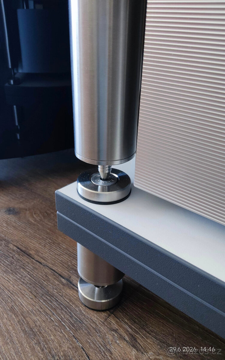Audio - Hifi Stolek. Hroty a misky. - 2