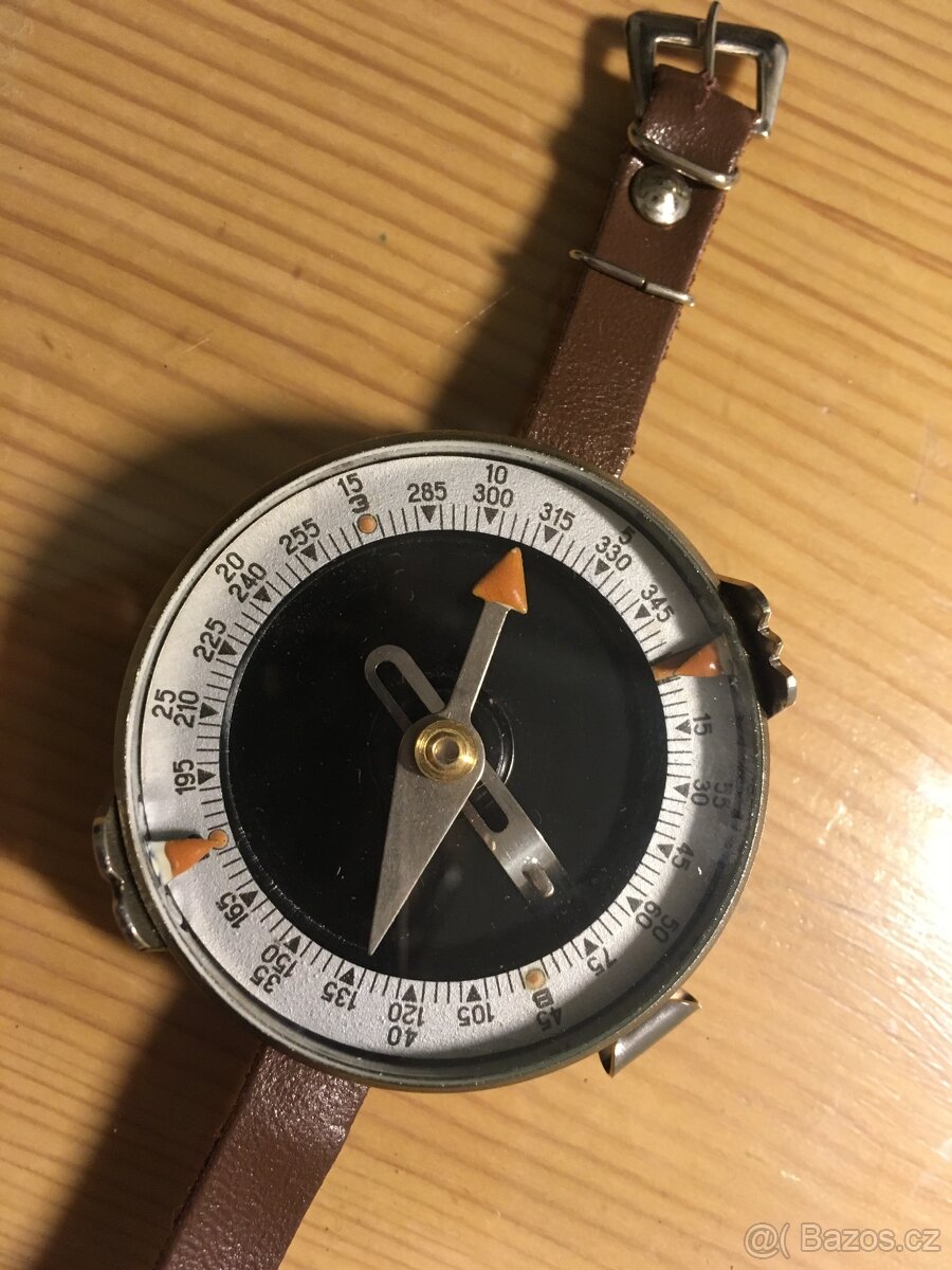 RETRO Kompas (buzola Adriánová) na ruku ČSLA - 2