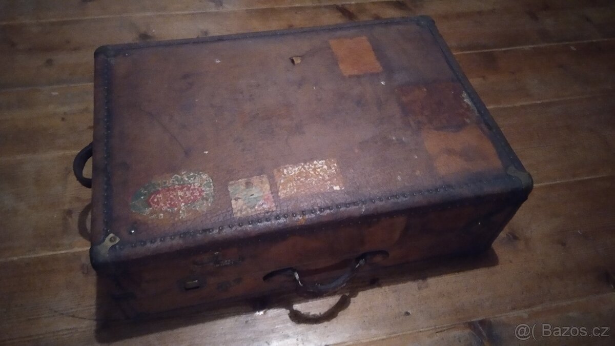 Starožitné kufry - 2
