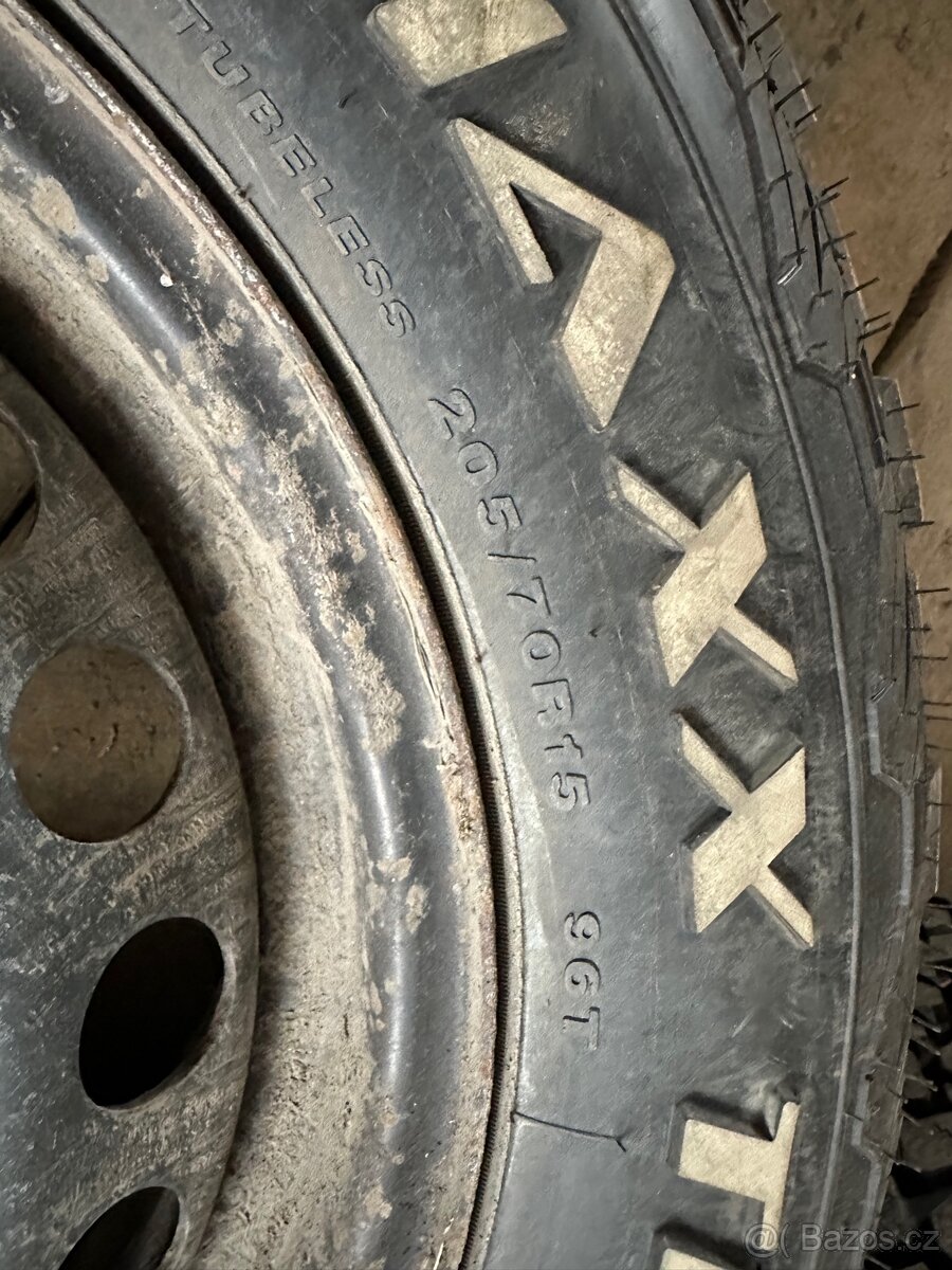 Pneumatiky 205/70 r15 offroad 5x112 disky