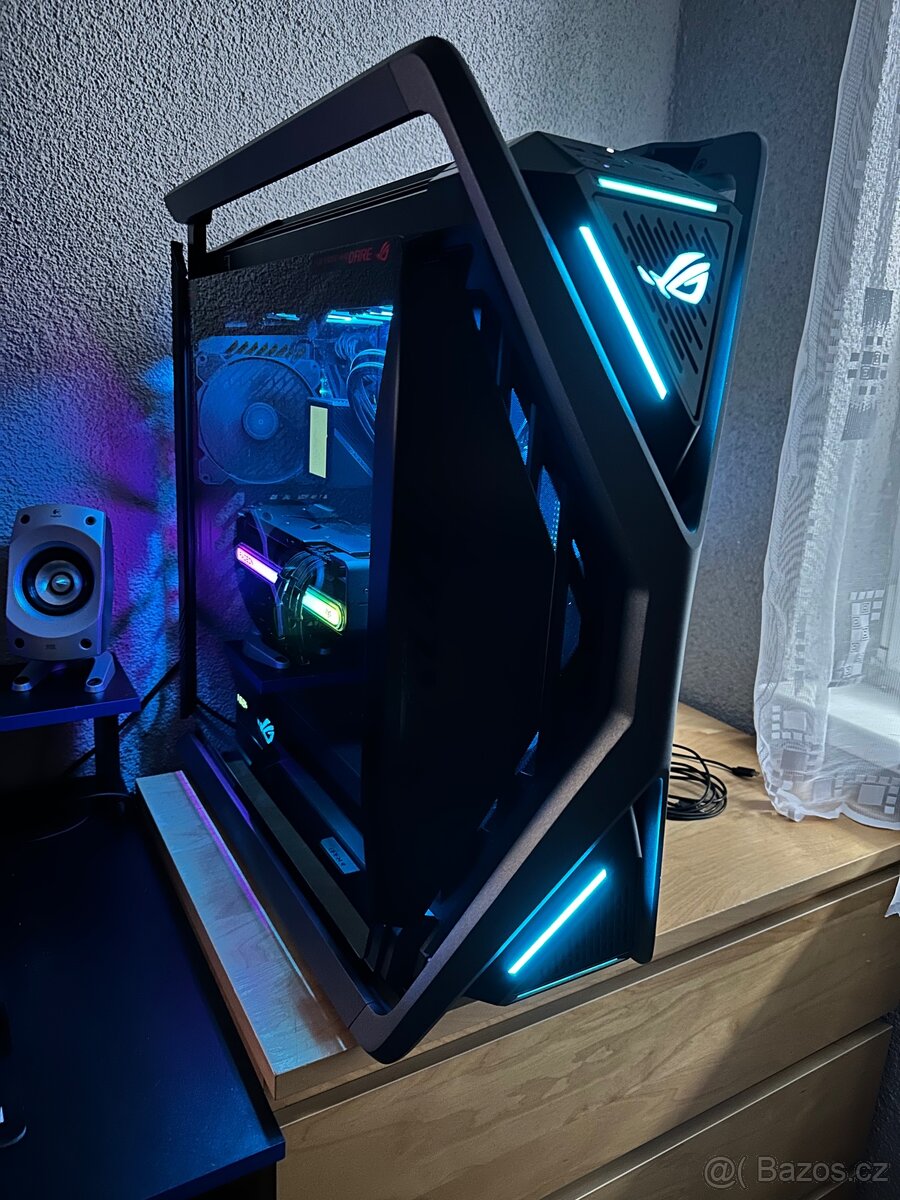 Herni PC Asus ROG Hyperion - 2