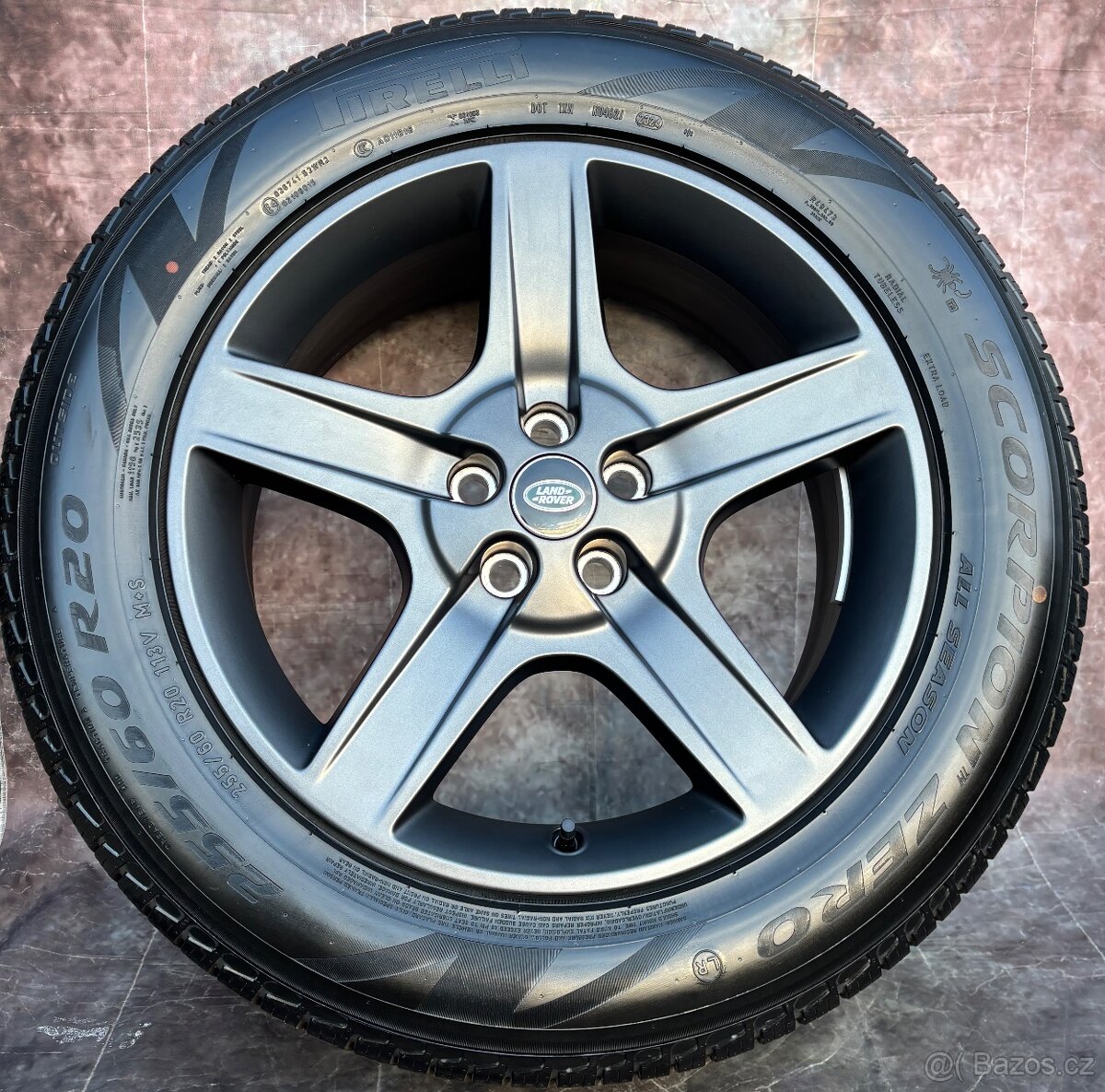 Originální alu kola Land Rover Defender 255/60R20 113V - 2