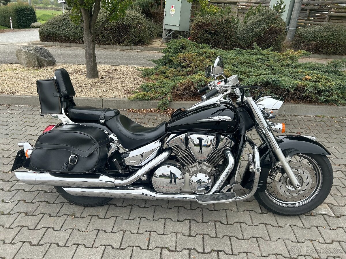 Honda VTX 1300 2005 ČR 2. MAJ TOP - 2