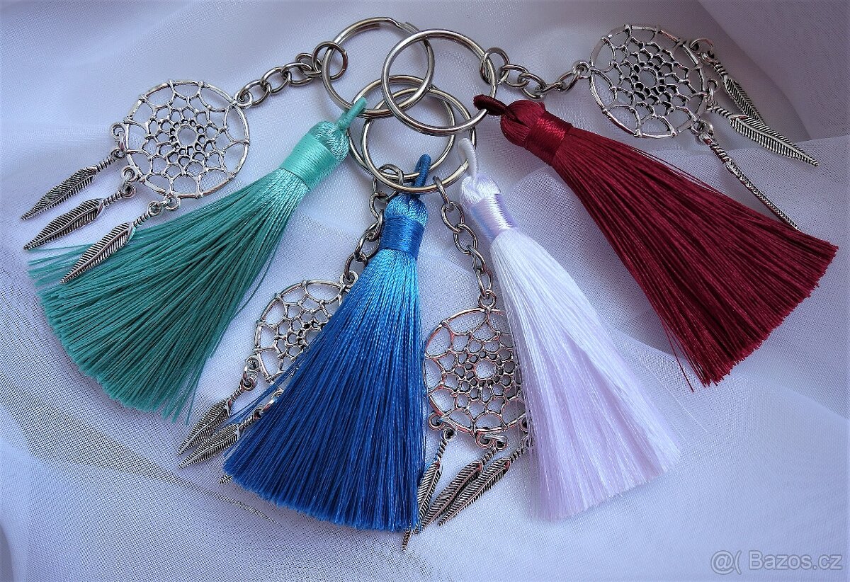 Klíčenka lapač snů se střapcem dárek pro každého - 2