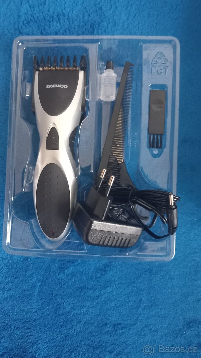 Nový pánský holící strojek - 2