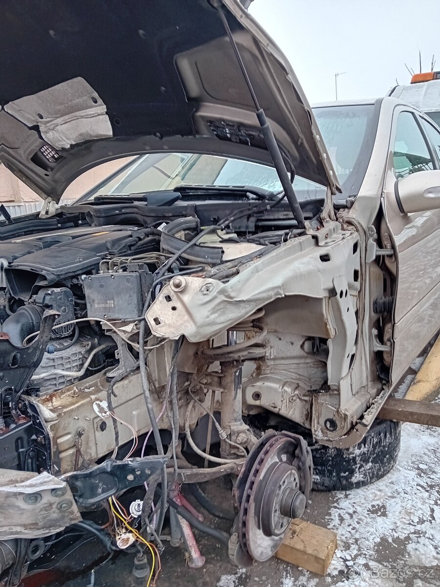 MERCEDES C220 120KW-DILY - 2