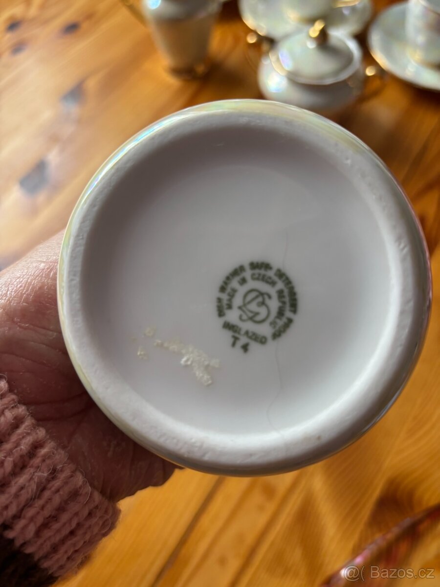 Perleťová váza "Tři grácie" - 2