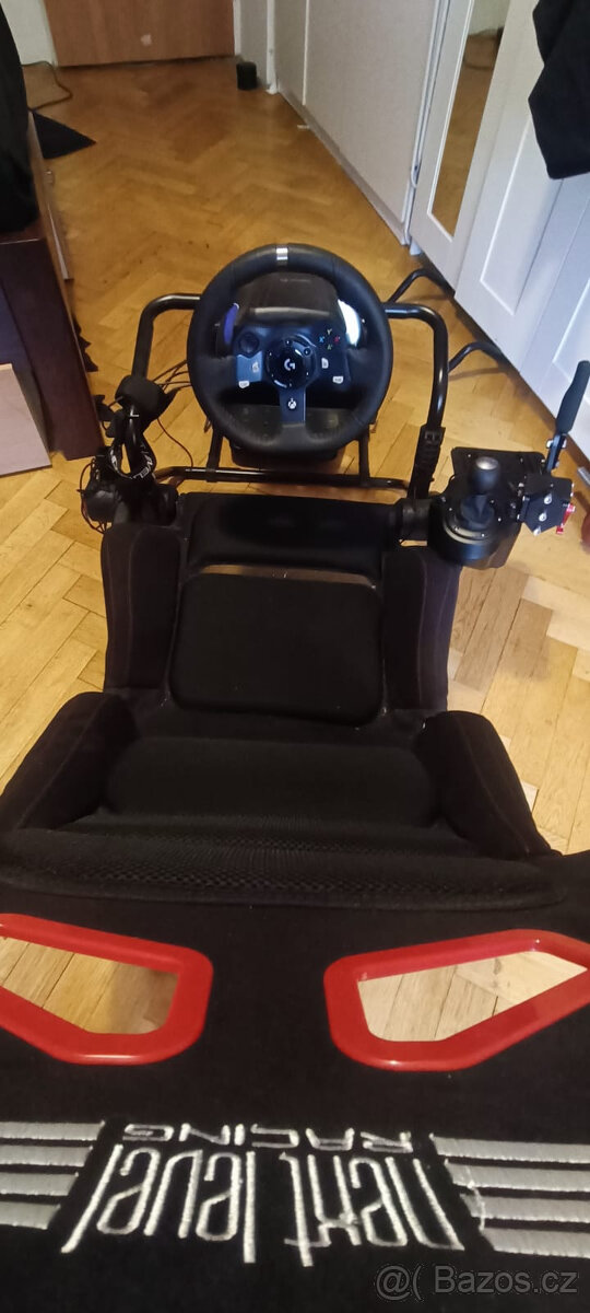 Next Level Racing GTLite Pro Cockpit + příslušenství - 2