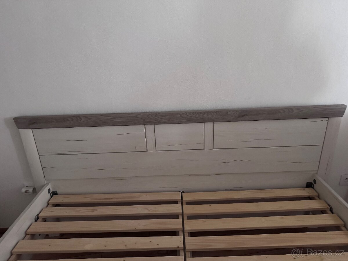 Prodám rám postele 180/200 - 2