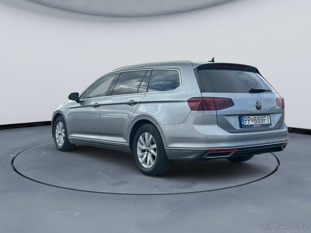 VW Passat Variant 2.0 TDI Elegance DSG 4x4 Webasto - 2