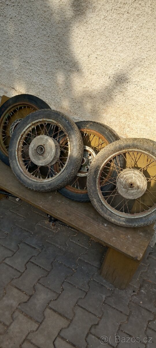 Jawa 250 kývačka - 2