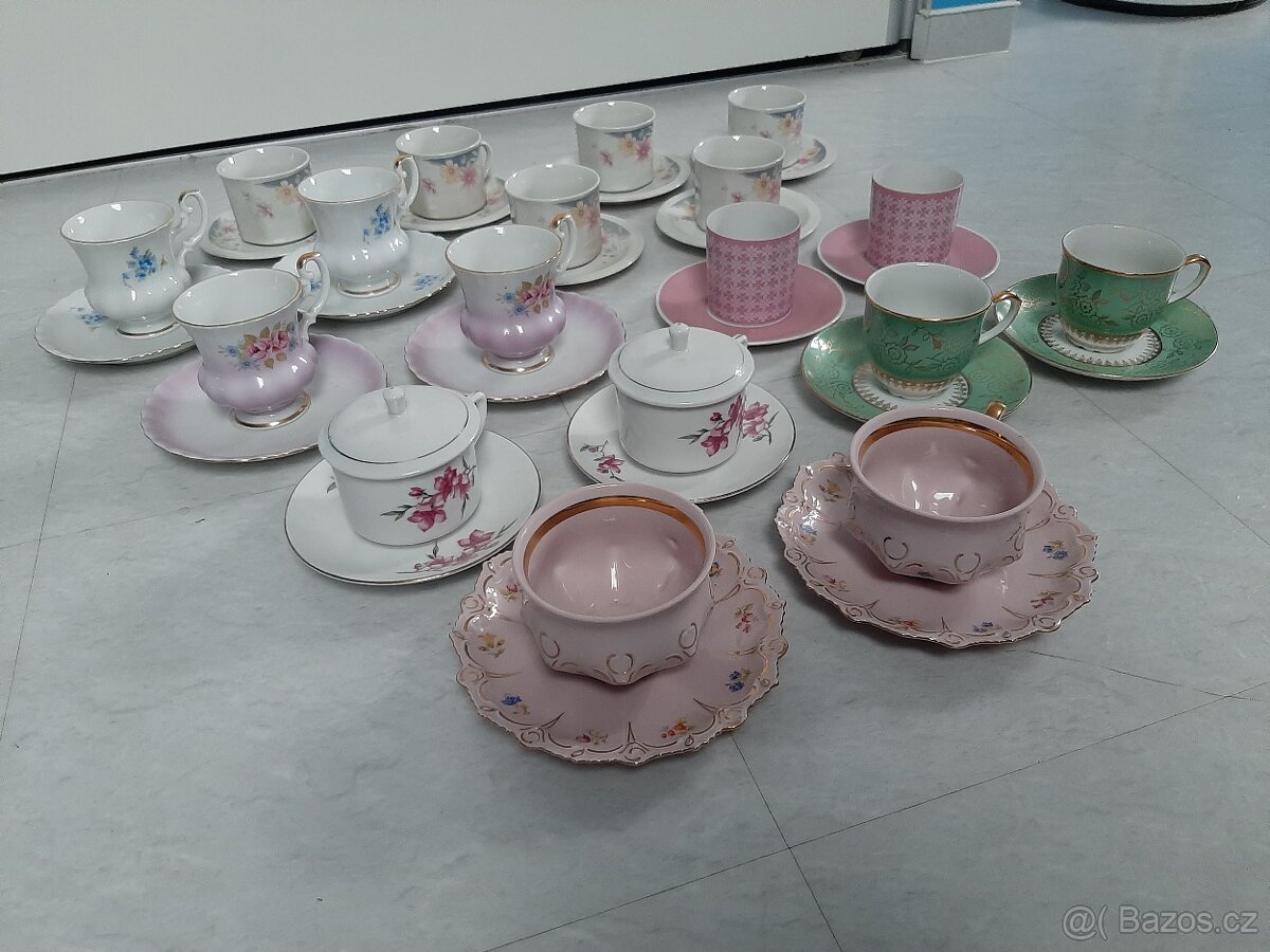 Hrnky s podšálky - 2