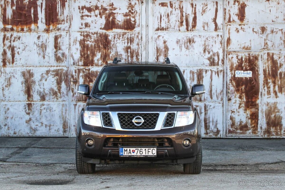 Nissan Pathfinder 3.0 V6 A/T 7MIEST - 2