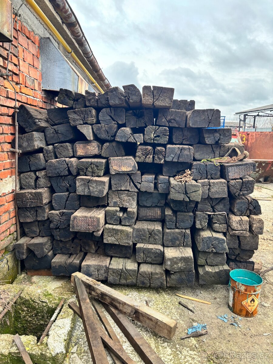 Dřevěné pražce - 2