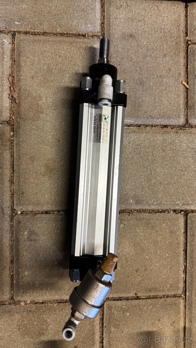 Pneumatický válec - 2