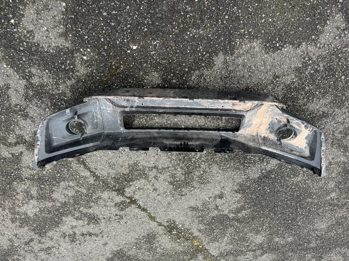 Suzuki jimny poslední model přední narazník - 2