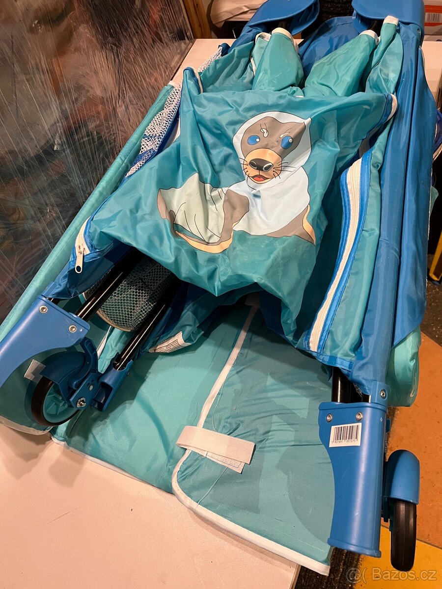 Dětská cestovní postýlka. - 2