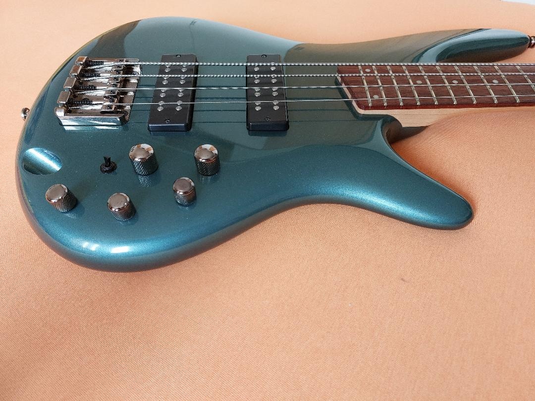 Baskytara IBANEZ SDGR 300E, výborný stav. - 2