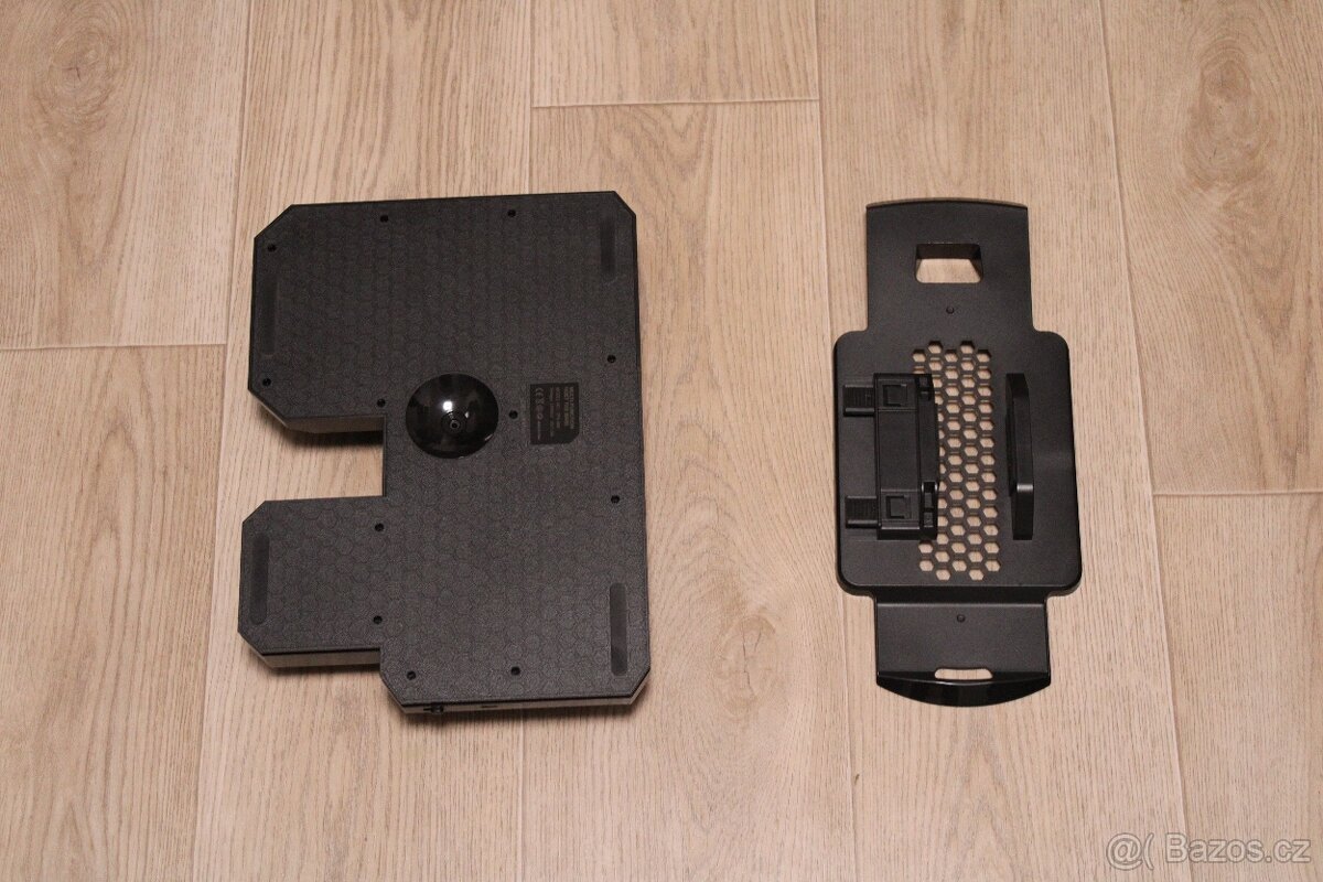 Stojan na PlayStation 4 - 2