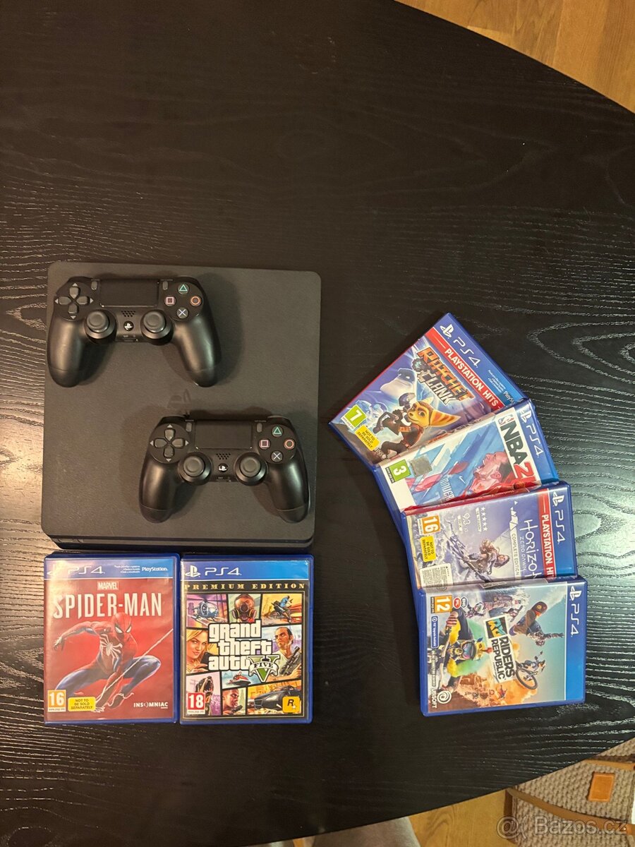 Playstation 4 slim + 2 dualshock ovladače, 6 her - 2