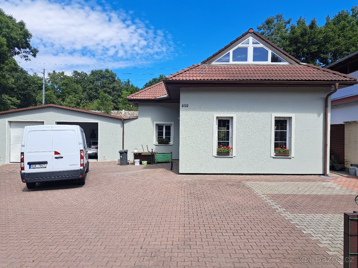 Pronájem komerční budovy vč.3+1 - 2