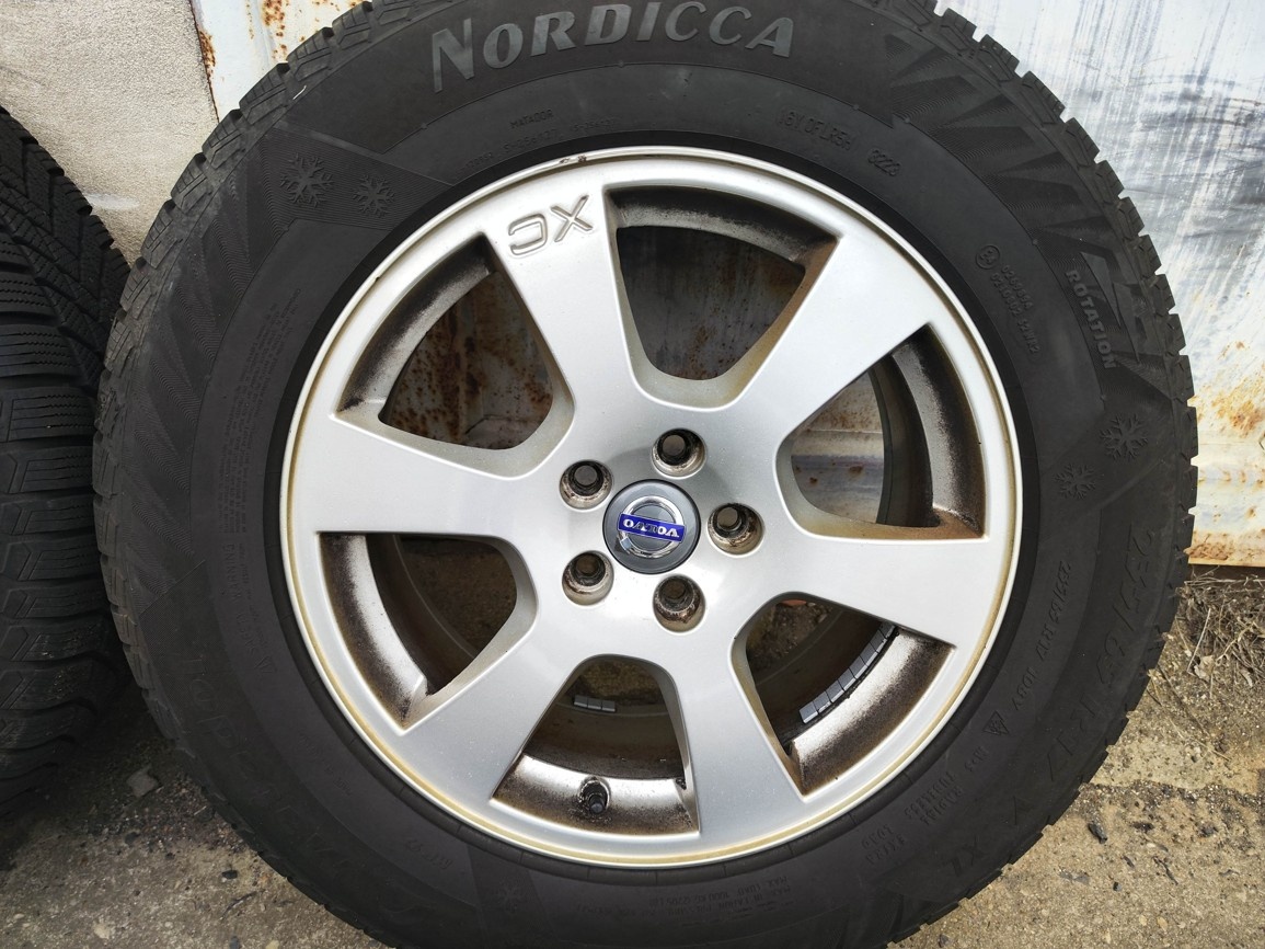 17"zimní alu sada Segin 5x108 origo Volvo XC60 235/65 - 2