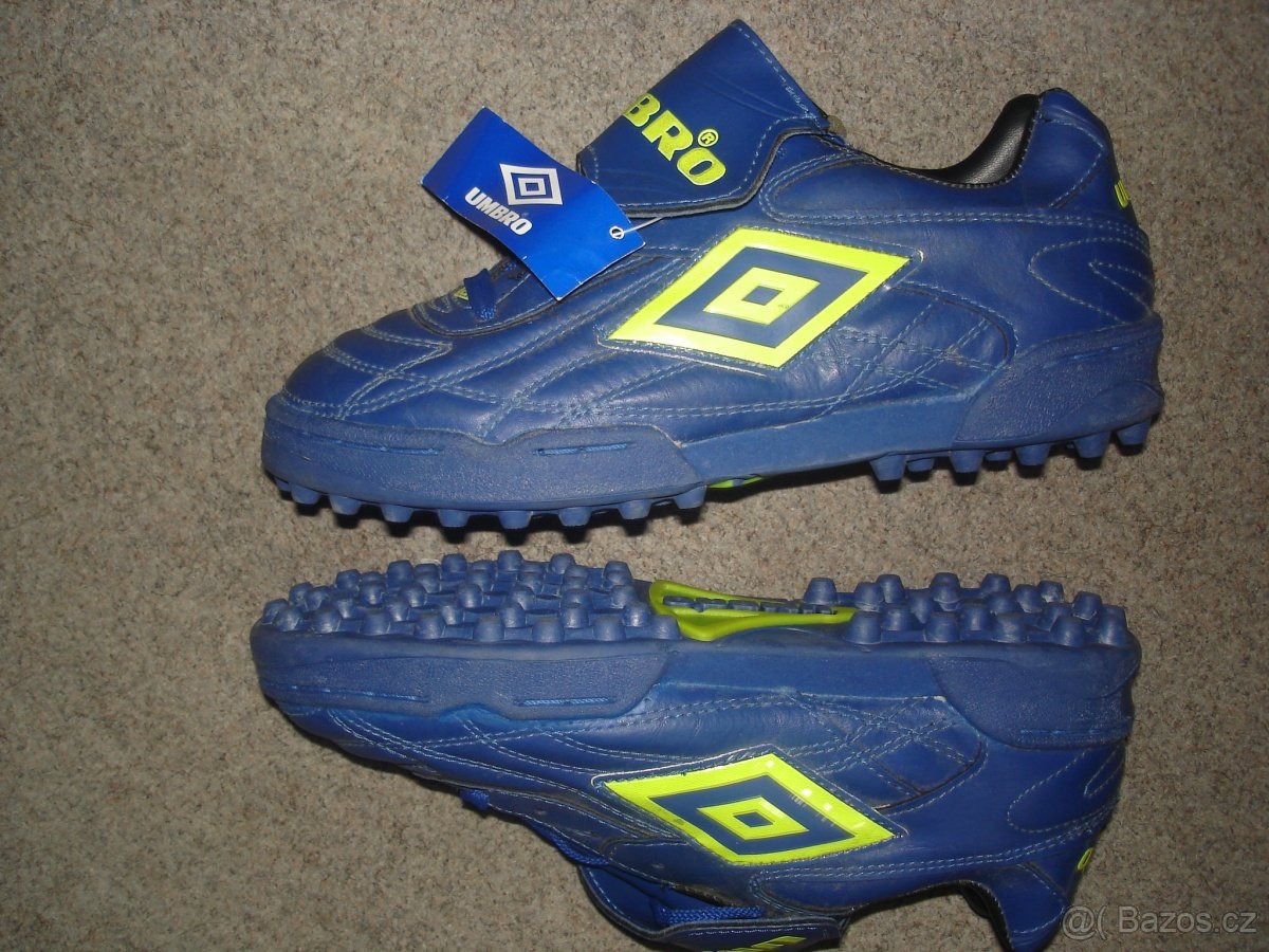 Camelbak batoh, kopačky Adidas, Nike, Umbro, - 2