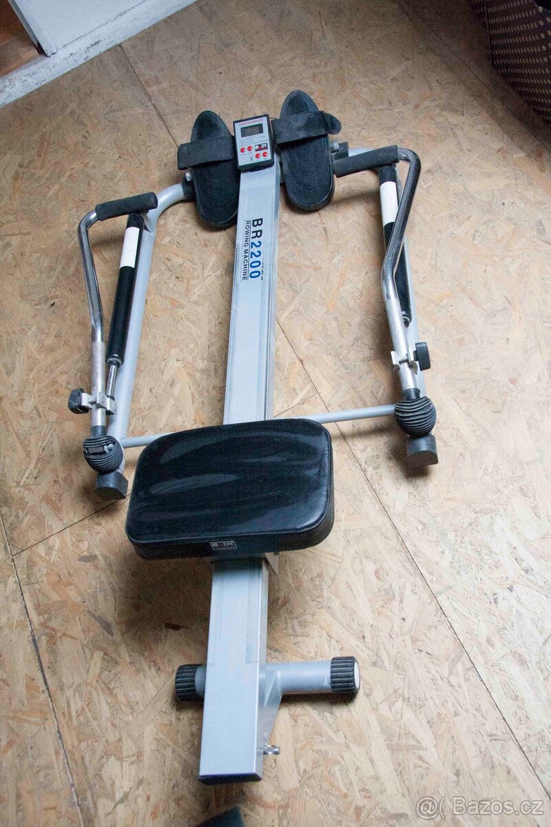 Funkční veslovací trenažer - 2