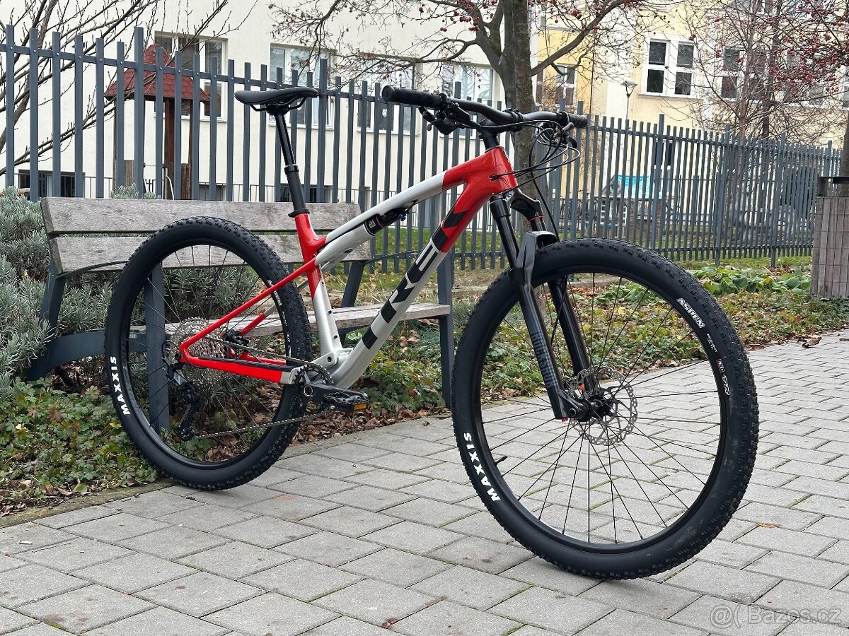 NOVÝ Trek Supercaliber 9.6 gen.2 2025 - 2