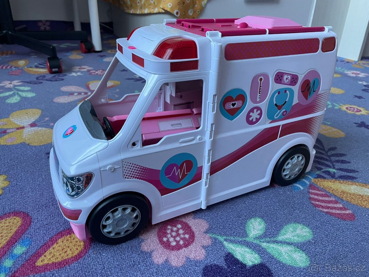 Barbie sanitka - 2