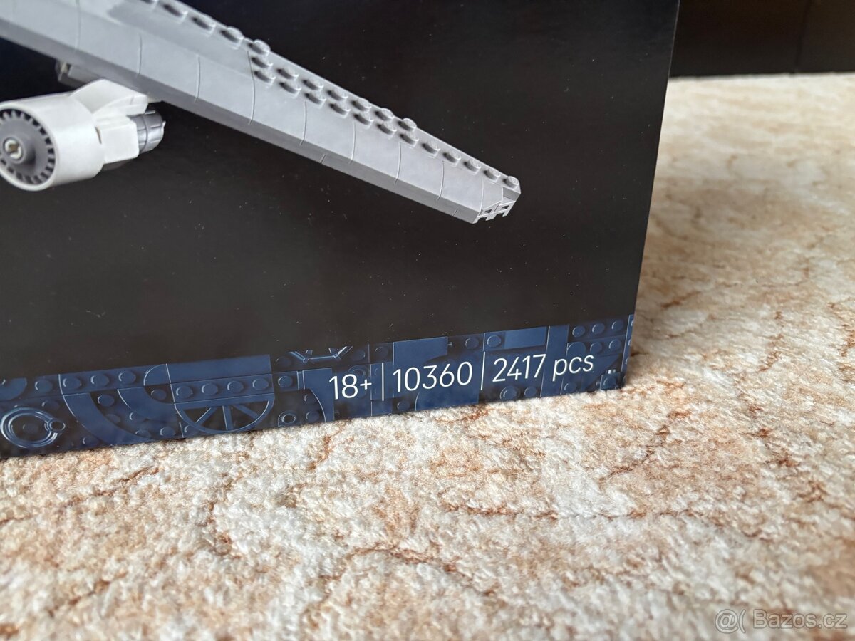 LEGO® Icons Nositel raketoplánů (10360) - 2