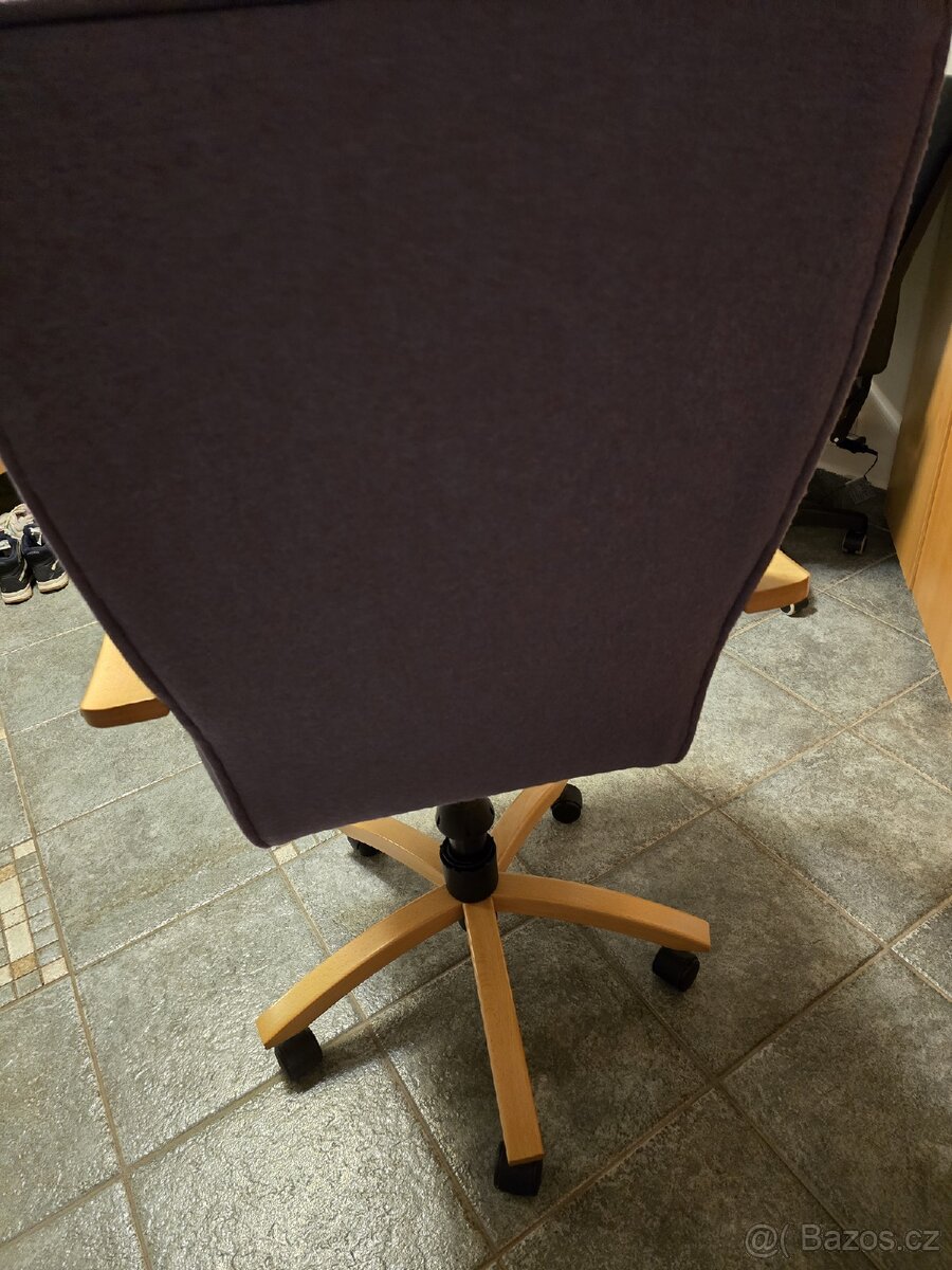 Kancelářská židle - 2