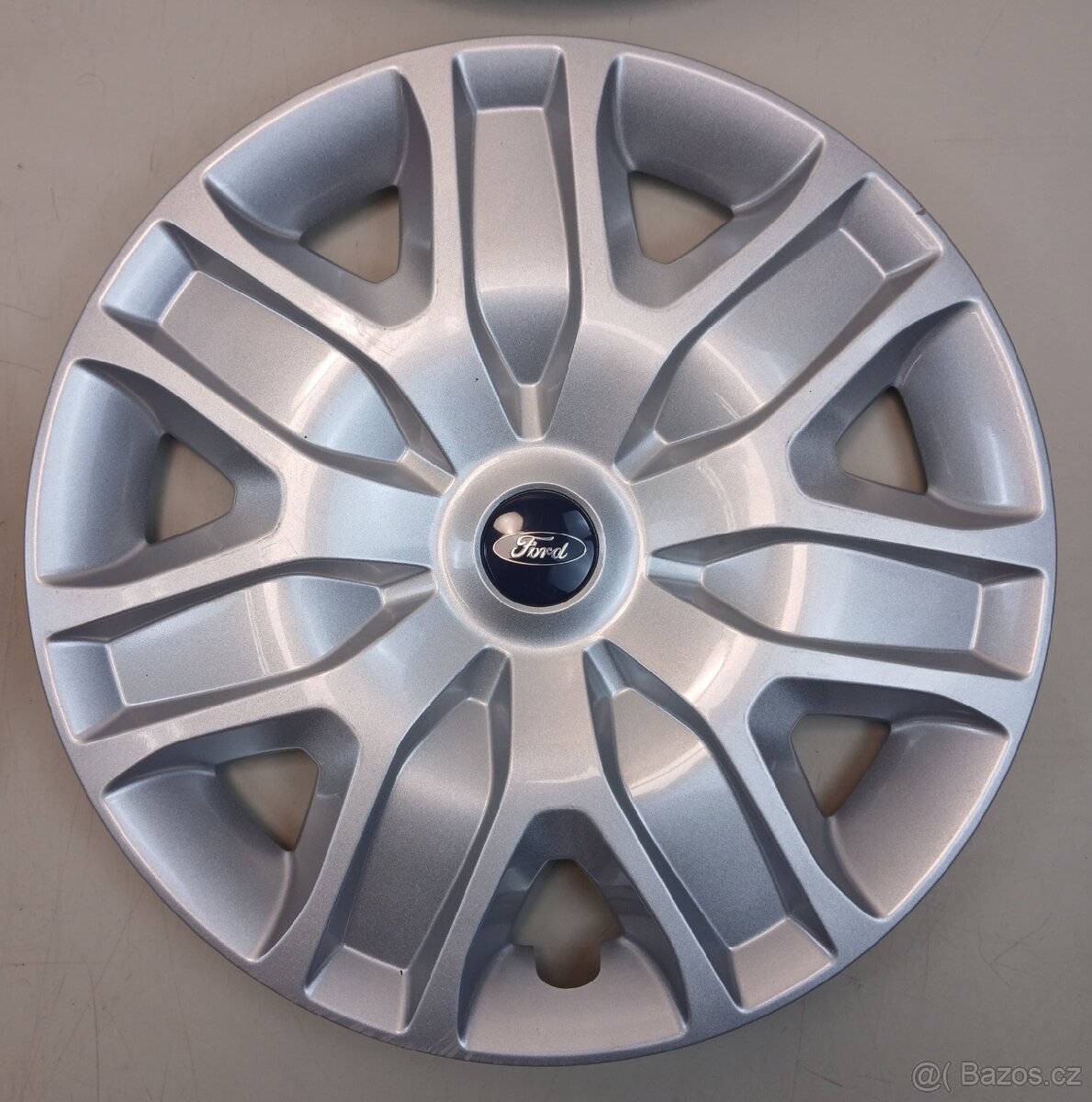 Poklice Ford 17" - 2