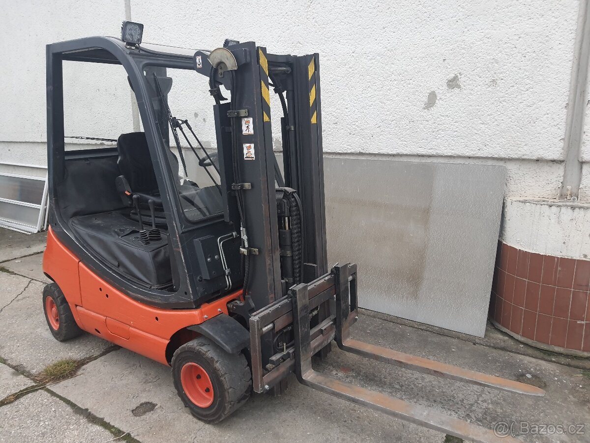 VZV LINDE r.v. 2001 - 2