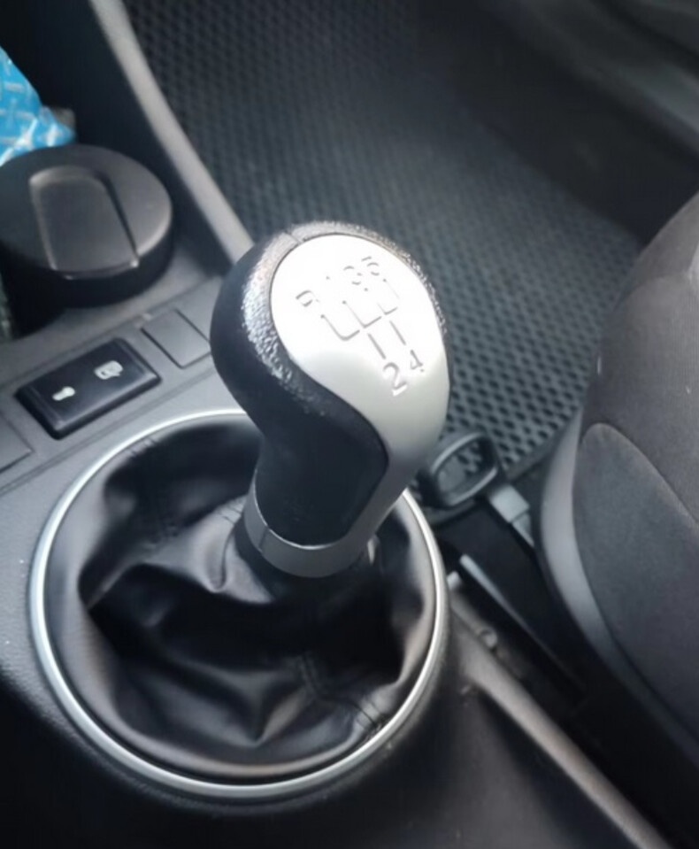 Radiaca páka pre ŠKODA FABIA 2 - 2