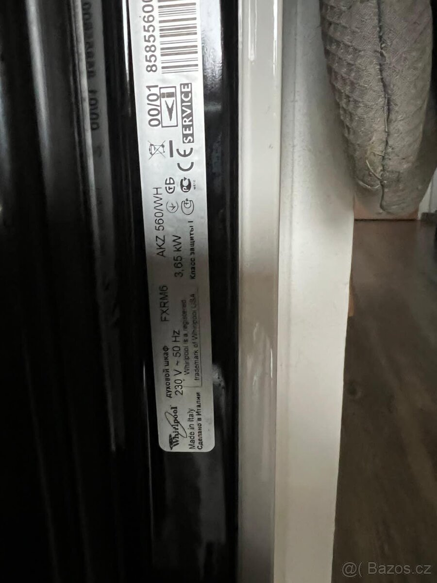 Vestavná trouba whirlpool FXRM6 - 2