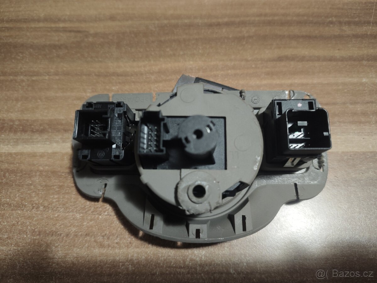 Přepínač avětel - 2