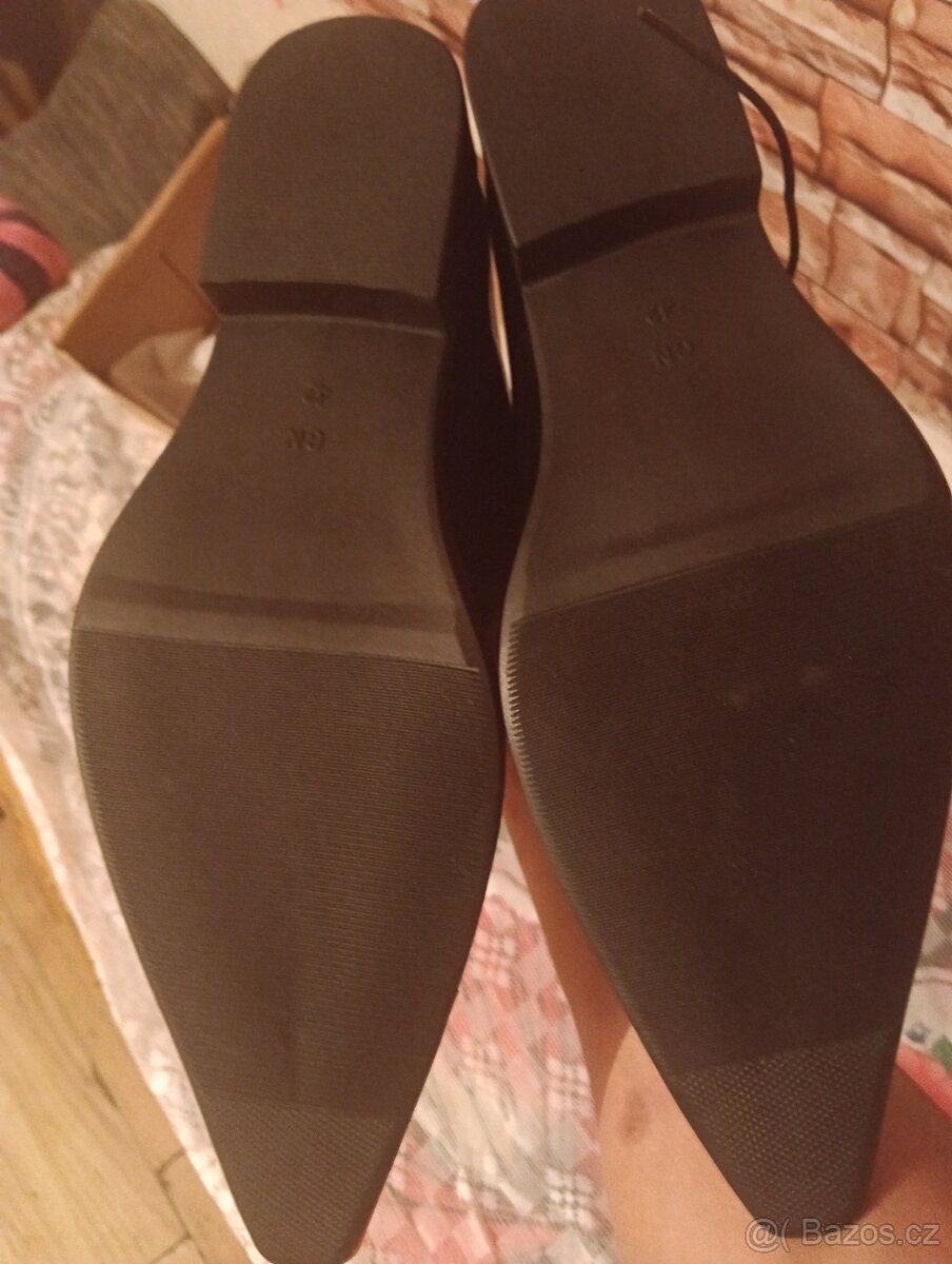 Společenské boti - 2