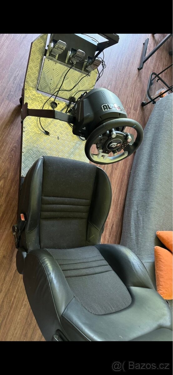 Volant Thrustmaster TGT a pedály T3PA Pro - 2