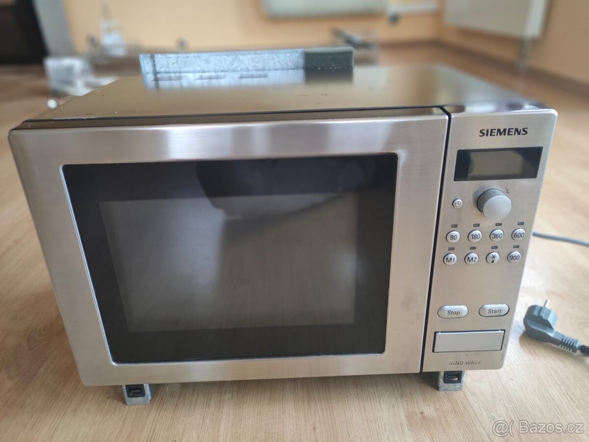 Mikrovlnná trouba Siemens - 2