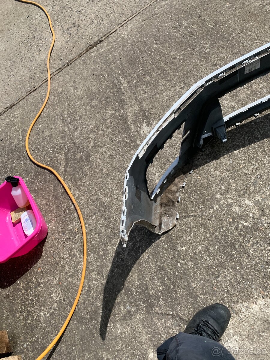 predni naraznik caddy 15-20 holy original bily - 2