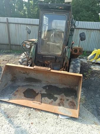 Smykový nakladač unc - 2