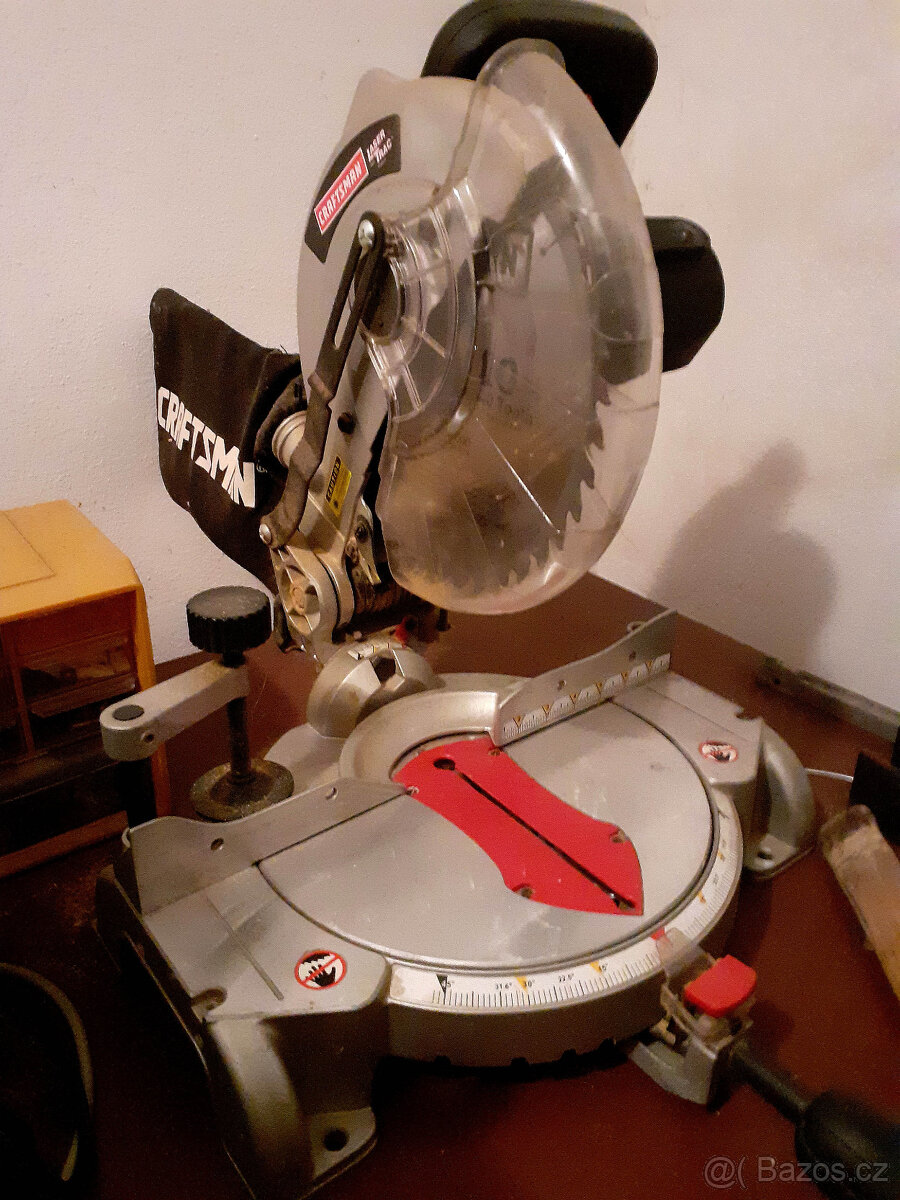 Okružní pila, stojanová vrtačka, hoblík a bruska - 2