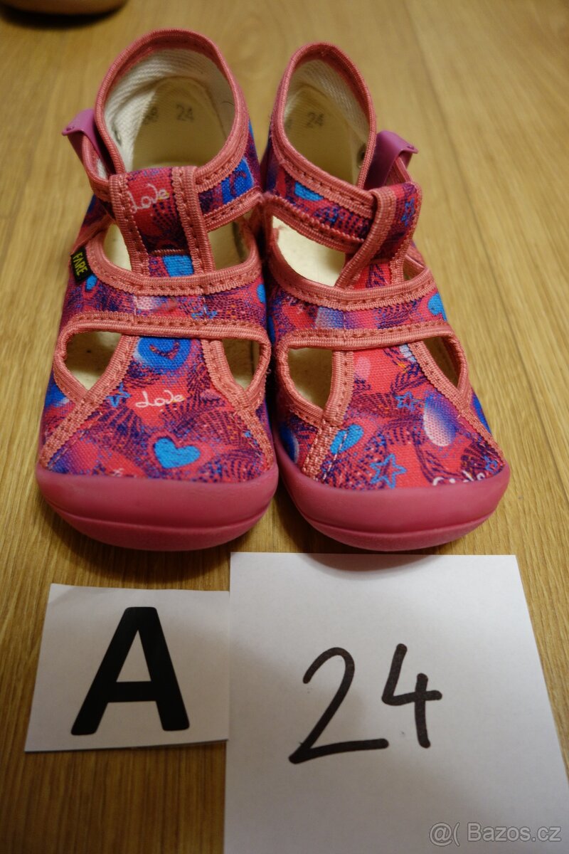 Dětské bačkory, vel. 24 - 2
