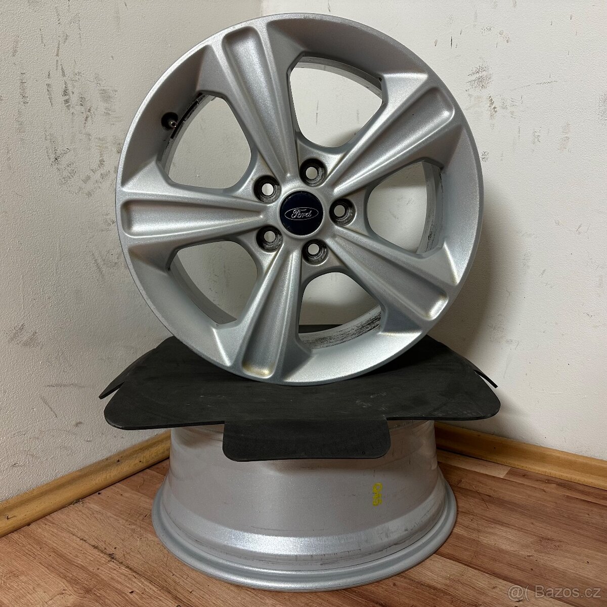 FORD KUGA / MONDEO 5x108 R17 ET52,5 (7,5Jx17)+TPMS - 2