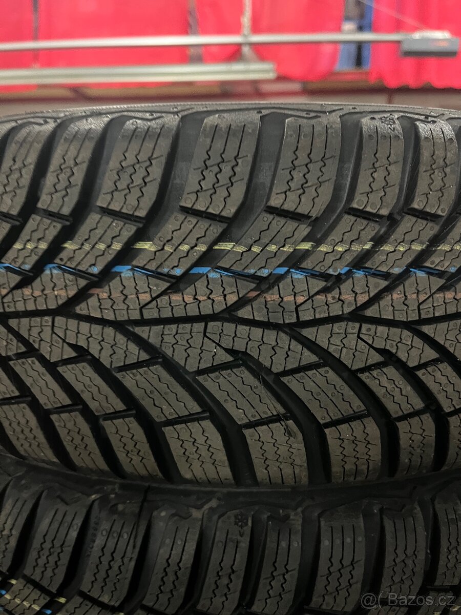 4ks Nové zimní pneumatiky 185/60 r15 Continental - 2