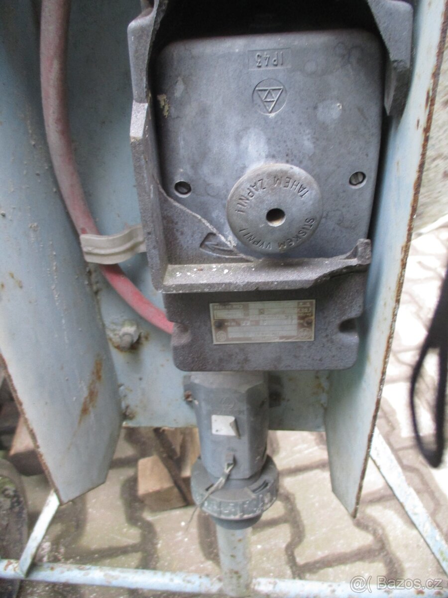 Míchačka na 2 kolečka - 2