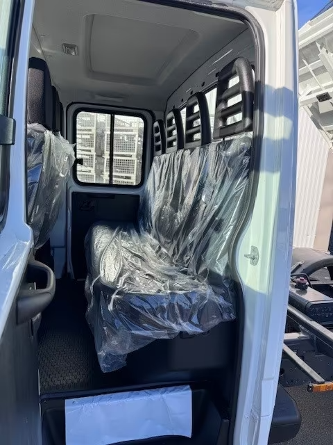 IVECO DAILY 70C18HD, třístranný sklápěč Meiller - 2