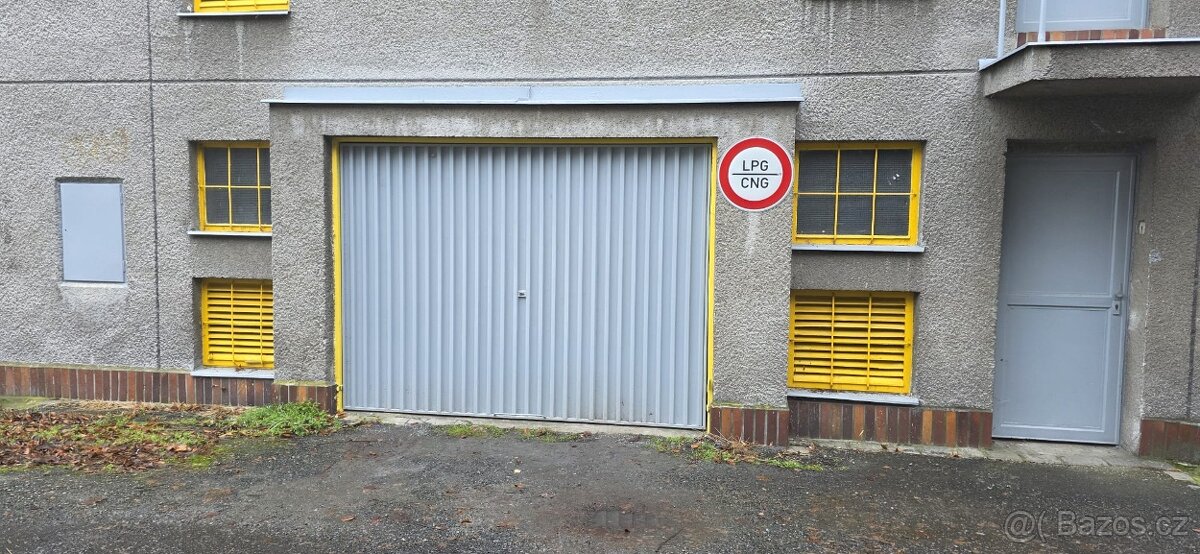 Prodej garáže 14 m², Plzeň-Doubravka - 2