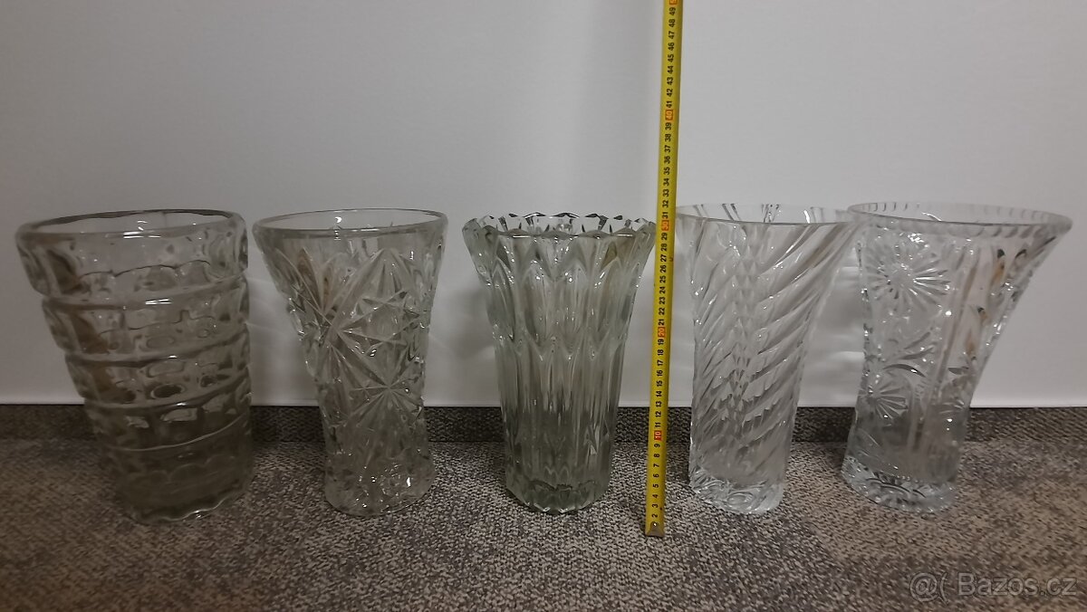 Broušené sklo vázy - 2